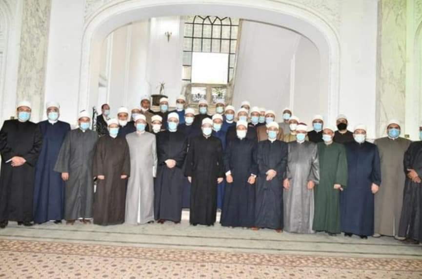 وزير الأوقاف يختار لبرنامج الأئمة المفكرين قادة الرأي الديني المستنير
