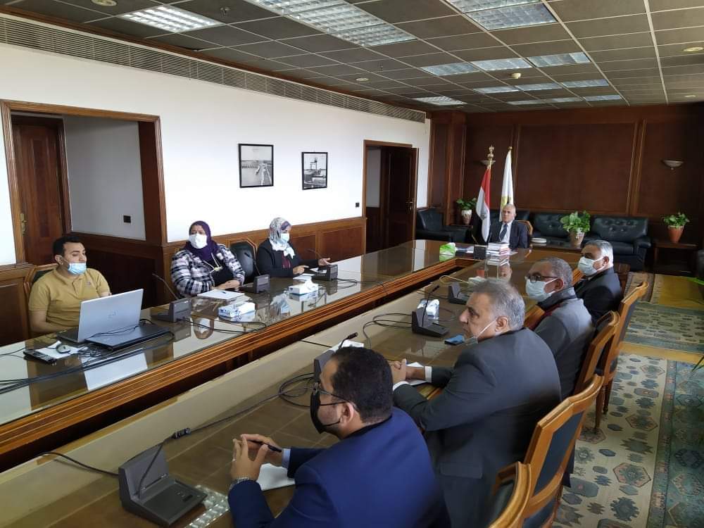 وزير الموارد المائية والري