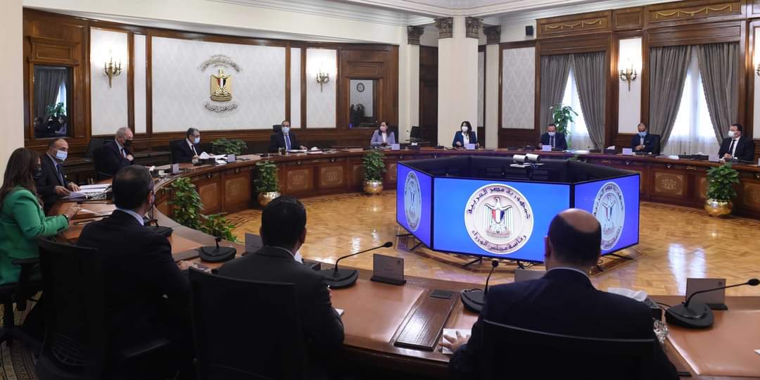 رئيس الوزراء: نسعى لجذب الاستثمارات الأجنبية بمجال «الهيدروجين الأخضر»