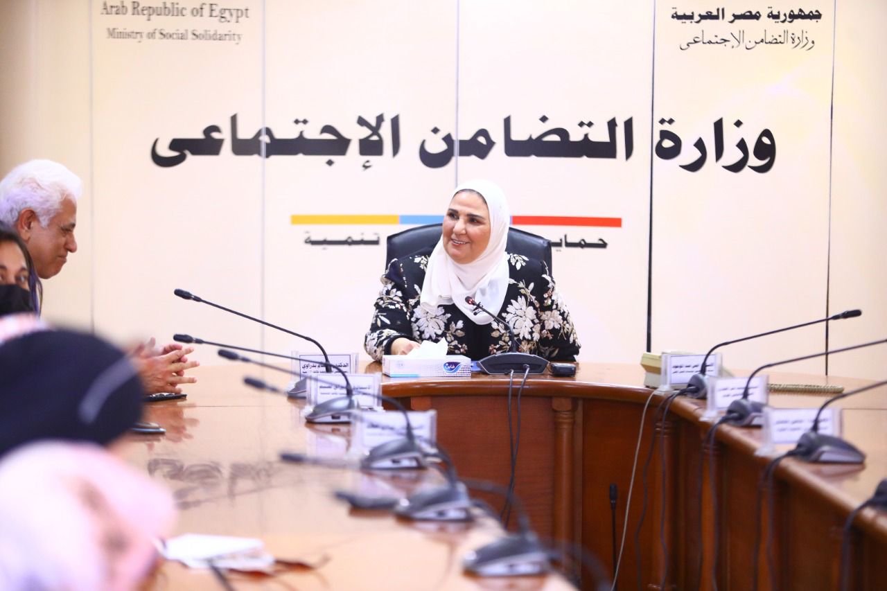 وزيرة التضامن تدشن المشروع البحثي «تكلفة الإرهاب في مصر»