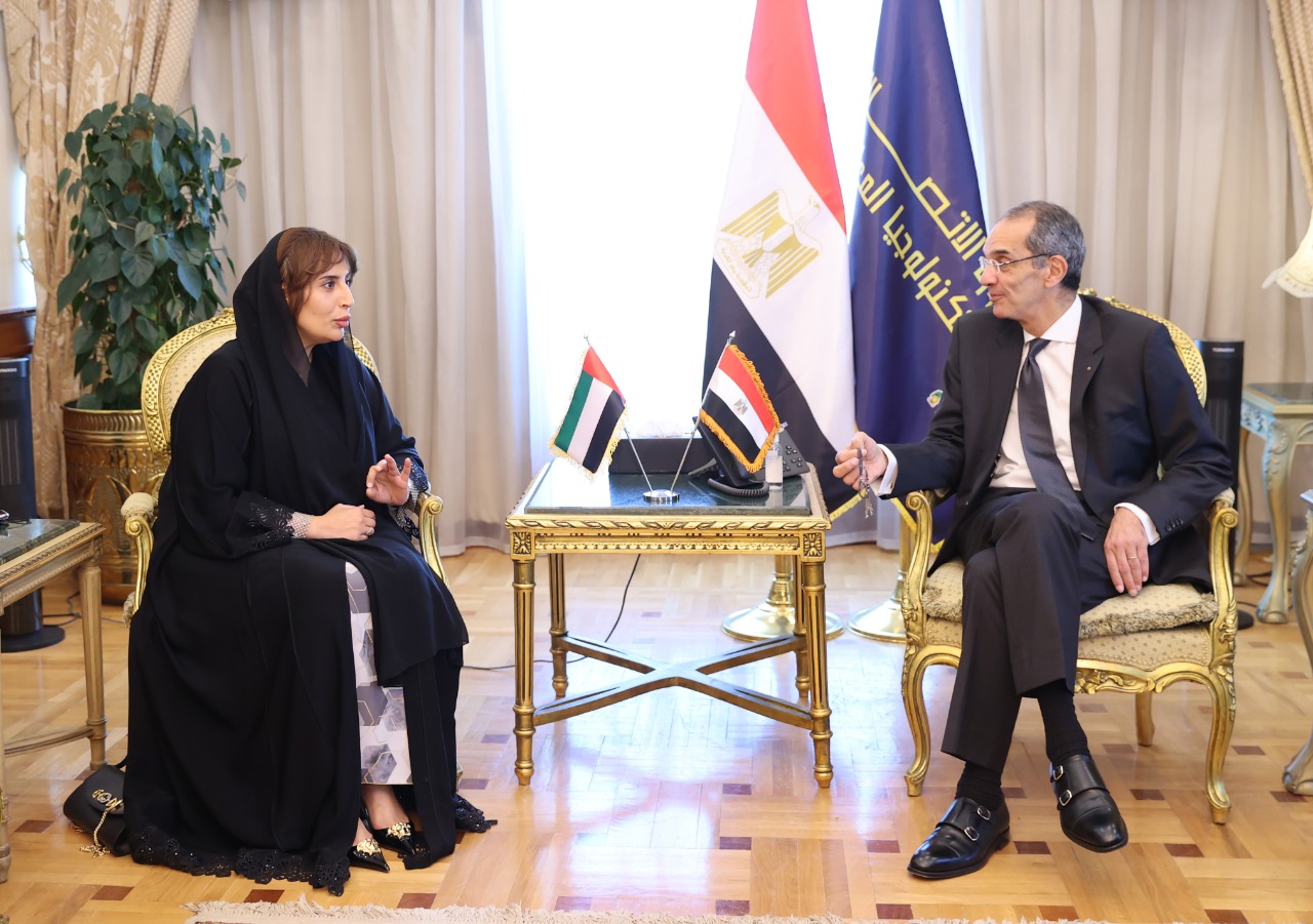 وزير الاتصالات