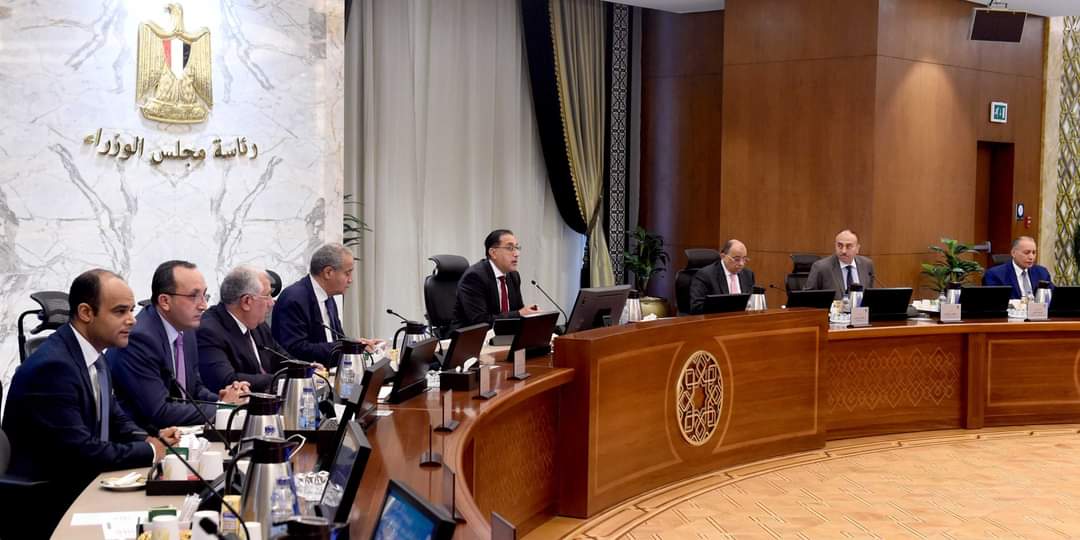 قطع الكهرباء والمياه عن 27 قرية سياحية بمطروح لعدم سداد مستحقات الدولة