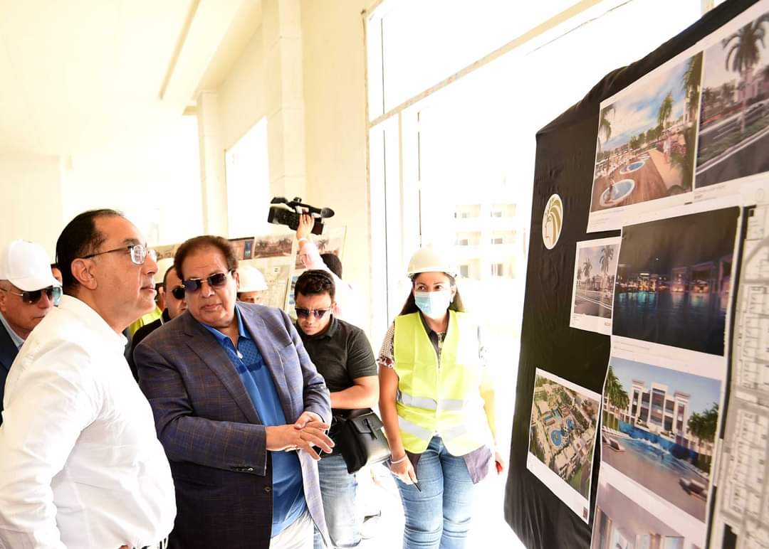 رئيس الوزراء يتفقد عددا من المنشآت الفندقية استعدادا لمؤتمر المناخ