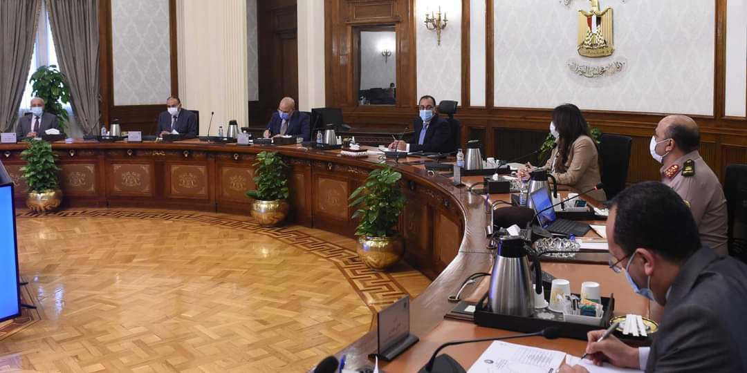 رئيس الوزراء يتابع تنفيذ بروتوكولات التعاون بين «الإسكان» و«الهيئة الهندسية»