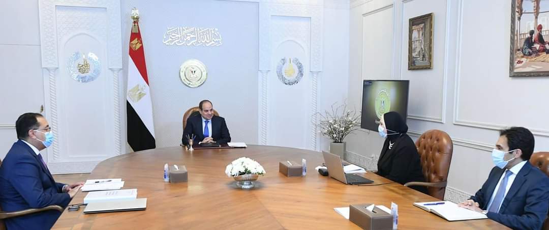 الرئيس السيسي يتابع نشاط المشروعات المتوسطة والصغيرة ومتناهية الصغر