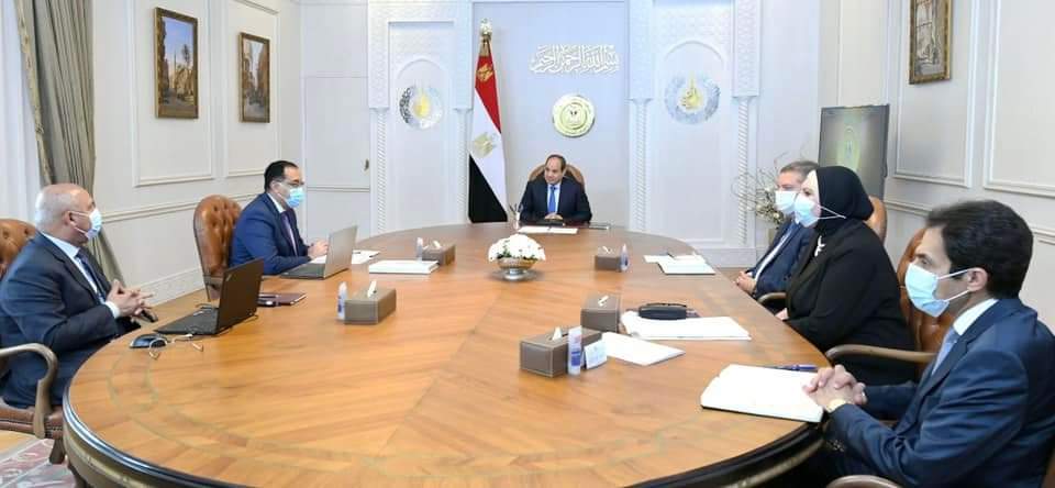 الرئيس السيسي يوجه بتطبيق أحدث تكنولوجيا لربط محطات القطار الكهربائي