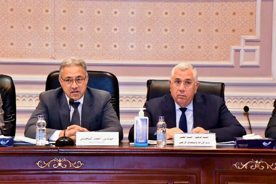 وزير الزراعة: توجيهات باتخاذ كافة الإجراءات لمنع التعديات على الأراضي