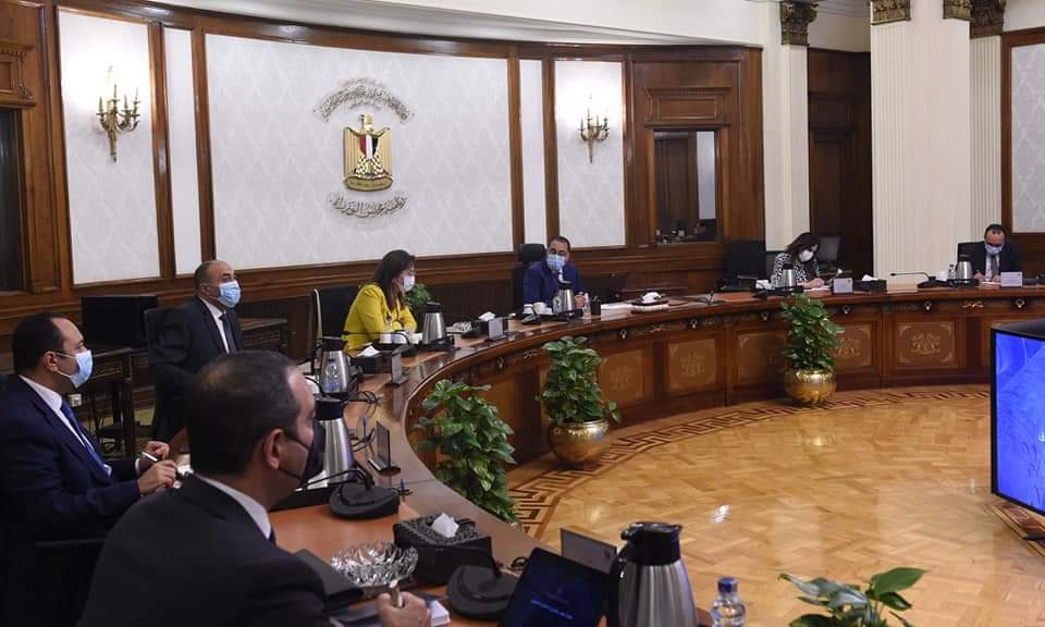 رئيس الوزراء يتابع تنفيذ المشاريع الاستثمارية لصندوق مصر السيادي