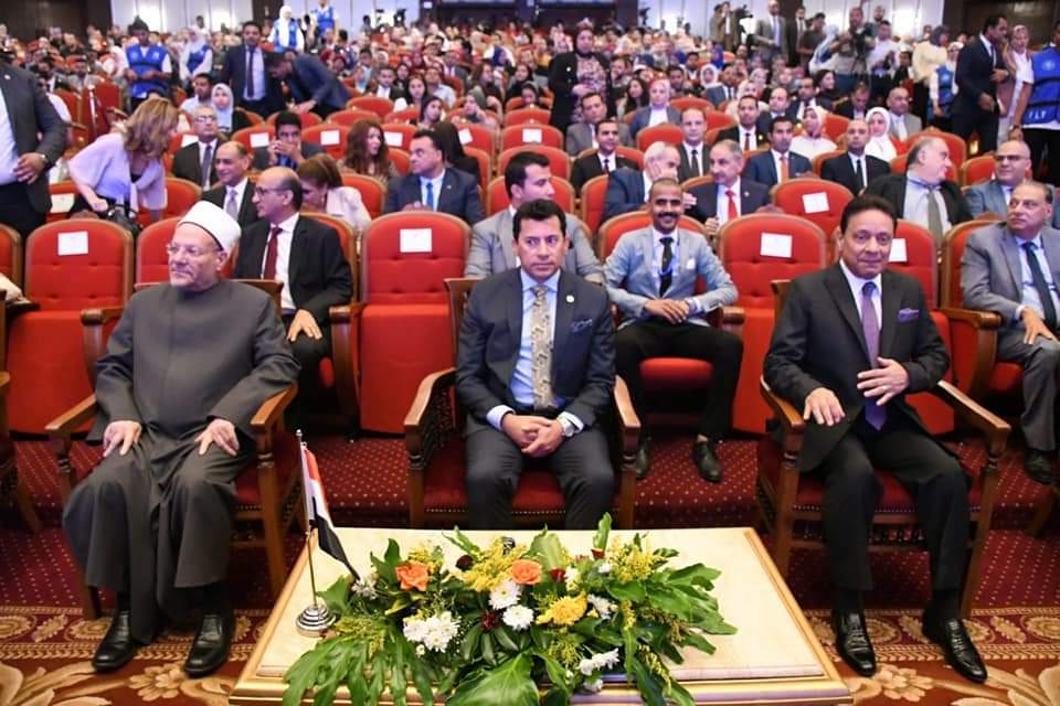 وزير الشباب والمفتي ورئيس الإعلام يشهدون الملتقي الثاني لمواجهة الشائعات