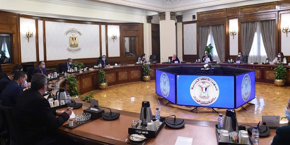 رئيس الوزراء تكليفات بالحفاظ على رصيد من السلع لمدة 6 أشهر