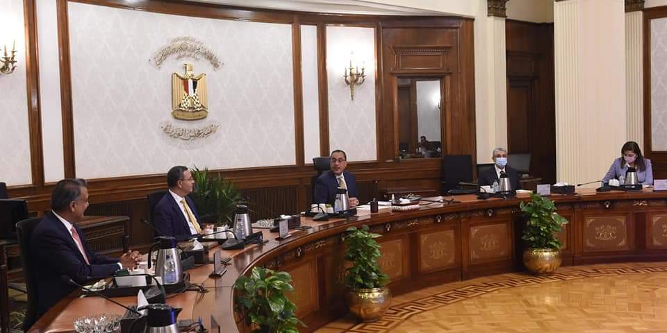 مدبولي: الرئيس يتابع تحويل «اقتصادية قناة السويس» لمركز إقليمي بصناعات الهيدروجين الأخضر