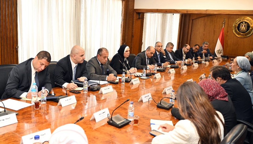 لقاء وزيرتا التجارة والبيئة