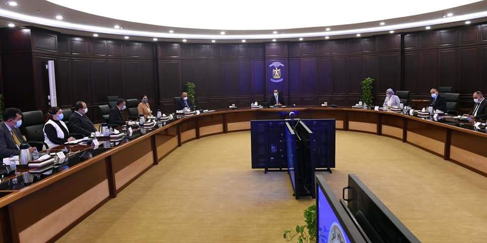 رئيس الوزراء يتابع تحضيرات استضافة مصر لمؤتمر المناخ COP27