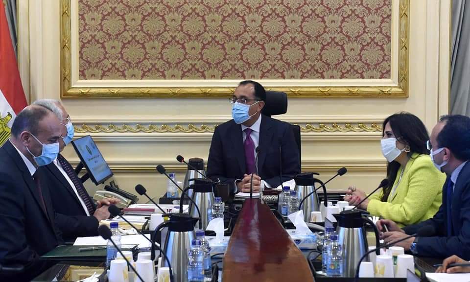 وزير الزراعة يشرح خطة التوسع لتوفير سلالات الماشية عالية الإنتاجية