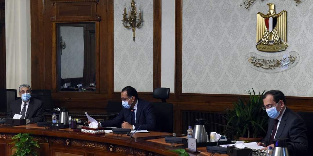 رئيس الوزراء يتابع تنفيذ تكليفات الرئيس بتعظيم القيمة المضافة للثروات التعدينية