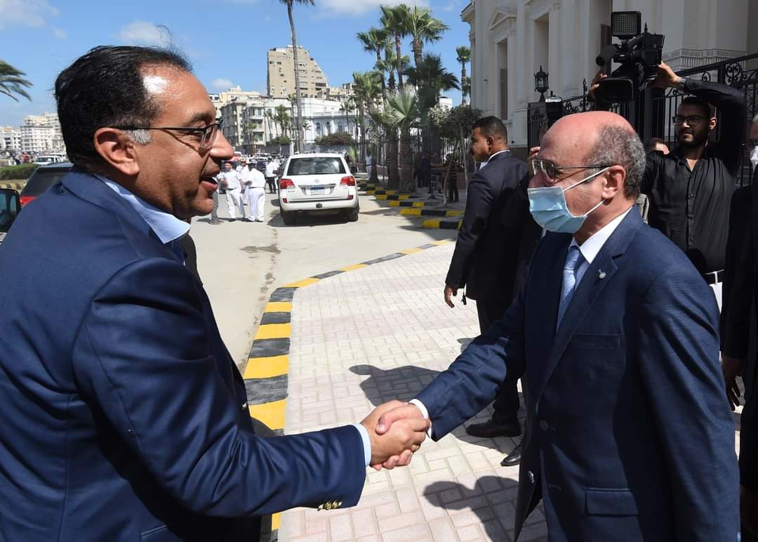 رئيس الوزراء يتفقد مبنى محكمة الإسكندرية الابتدائية بعد الترميم
