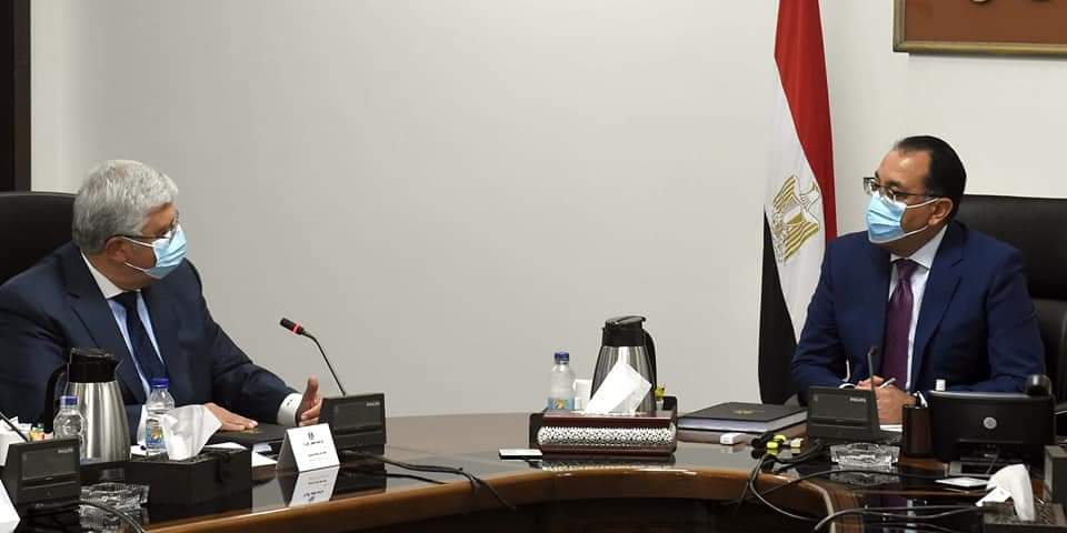 رئيس الوزراء يؤكد على أهمية نجاح تجربة الجامعات الأهلية والتكنولوجية