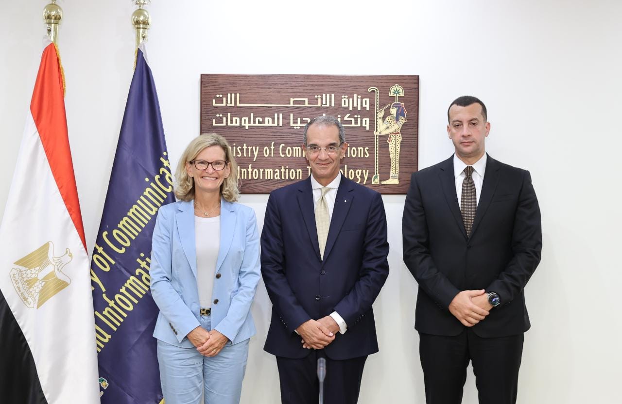 جانب من توقيع مذكرة التعاون