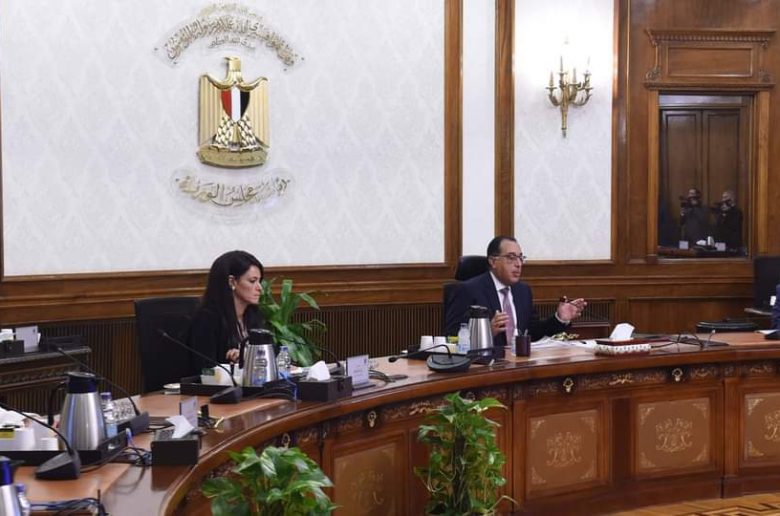 رئيس الوزراء يستعرض الأجندة المقترحة ومحاور المؤتمر الاقتصادي