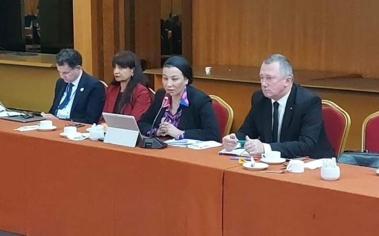 وزيرة البيئة