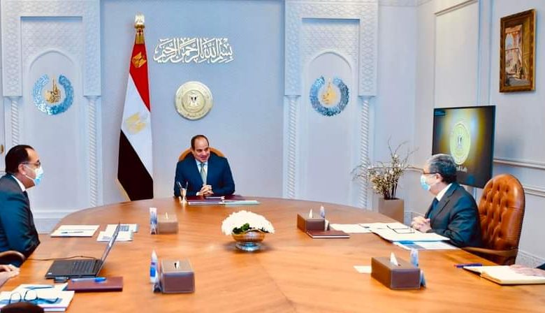 الرئيس السيسي يوجه بتوفير المناخ الداعم لقطاع الصناعات الوطنية الثقيلة