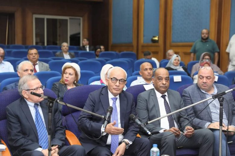 وزير التعليم: عودة الأسئلة المقالية القصيرة بامتحانات الثانوية العامة بنسبة 15%