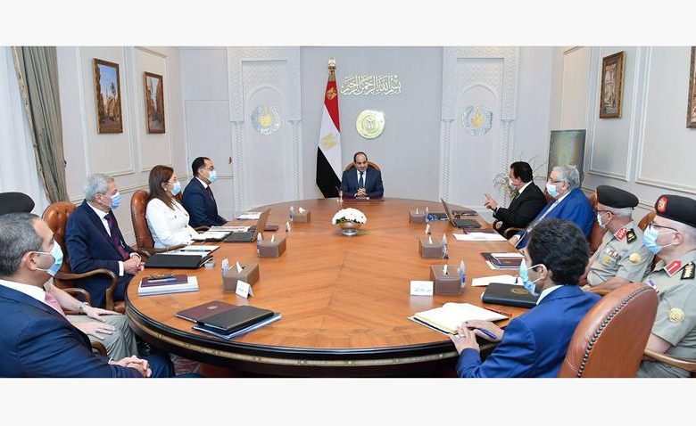 الرئيس السيسي يوجه بالإسراع في تنفيذ مخازن الدواء والمستلزمات الطبية