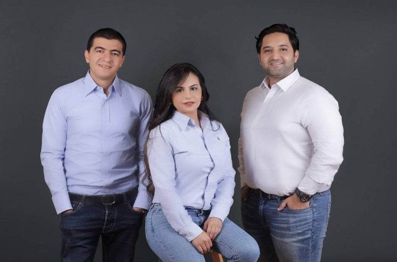 فريق منصة EXITS.ME المصرية الناشئة