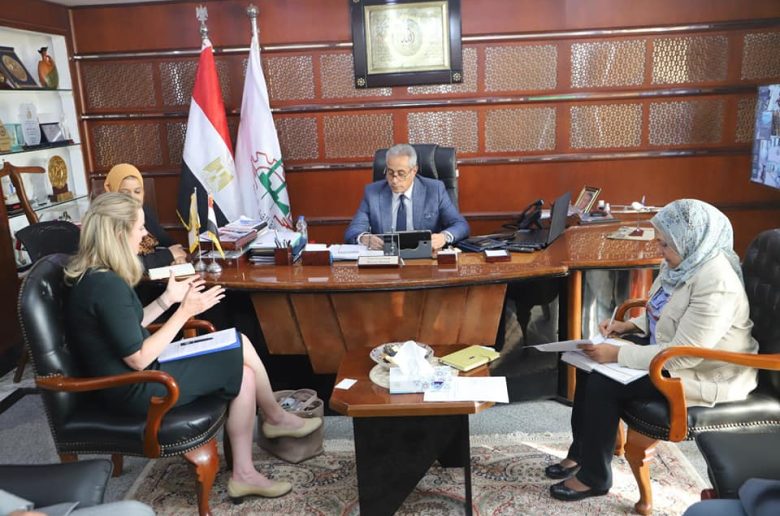 وزير القوى العاملة