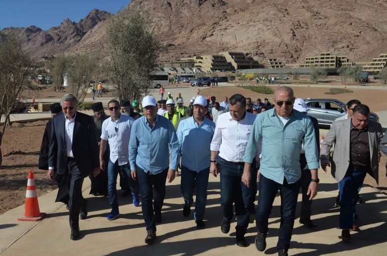 رئيس الوزراء: تكليفات رئاسية بوضع شرم الشيخ بمكانتها اللائقة وتعظيم الاستفادة من المقومات السياحية