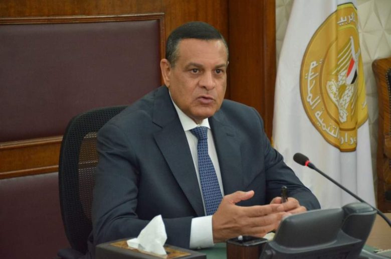 وزير التنمية المحلية: استرداد 62 ألف متر بعد إزالة 732 حالة تعدٍ على الأراضي الزراعية