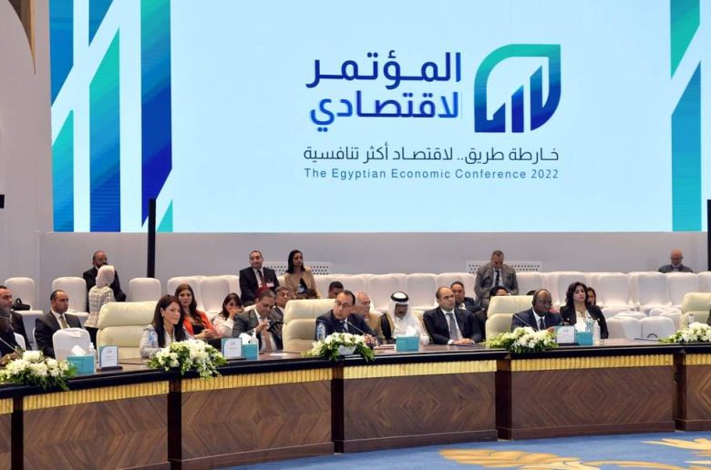 رئيس الوزراء: نستطيع التوقف عن تنفيذ المشروعات القومية فالدولة تحتاج إليها