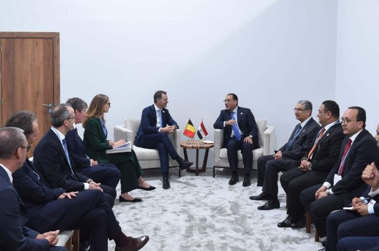 رئيس الوزراء يلتقى ممثلي تحالف بلجيكي للشركات المتخصصة بمجال الطاقة والهيدروجين الأخضر