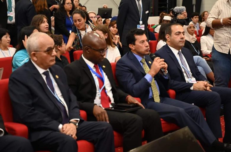 وزير الشباب: حريصون على تعزيز رفع الوعى بقضايا البيئة والمناخ محليا