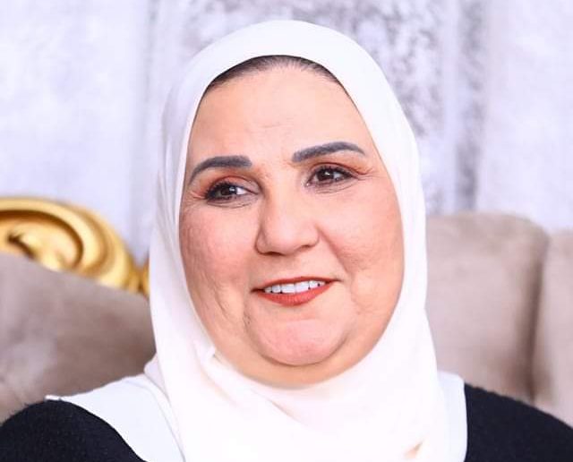 وزيرة التضامن تستعرض تقرير عن المرحلة النهائية من تدريبات المشروع القومي للحفاظ علي كيان الأسرة