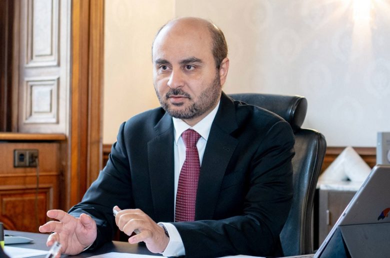 الدكتور عبد الحميد آل خليفة