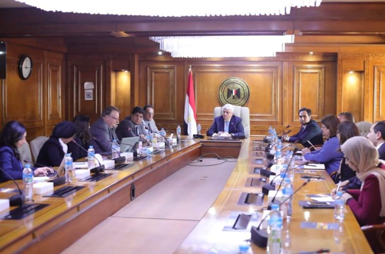 وزير التعليم العالي يبحث التعاون مع «البنك الدولي» ومنظمة العمل الدولية