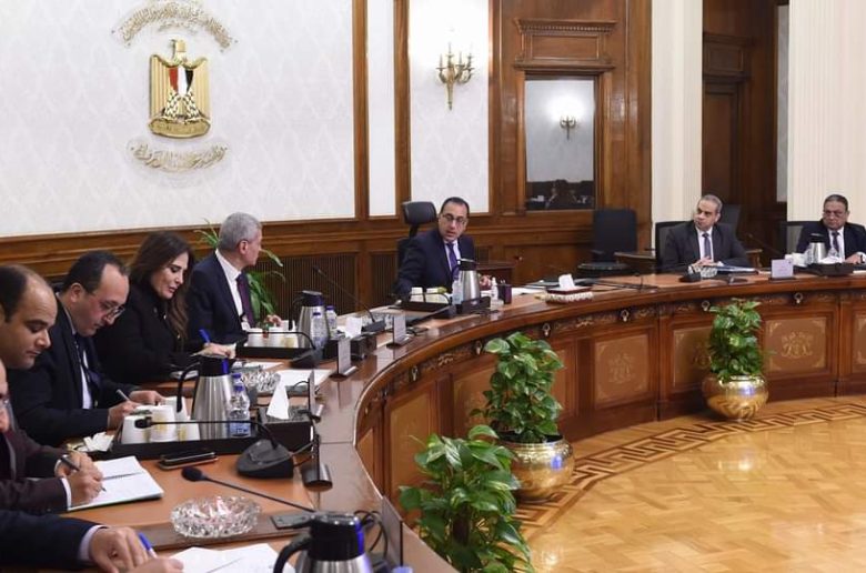 رئيس الوزراء: تدبير الخامات لمصانع الأدوية باستمرار وتعزيز تصنيعها محليا