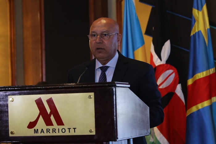 الفريق كامل الوزير نائب رئيس الوزراء ووزير النقل والصناعة