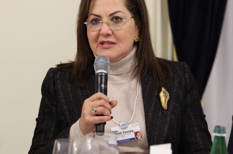 وزيرة التخطيط