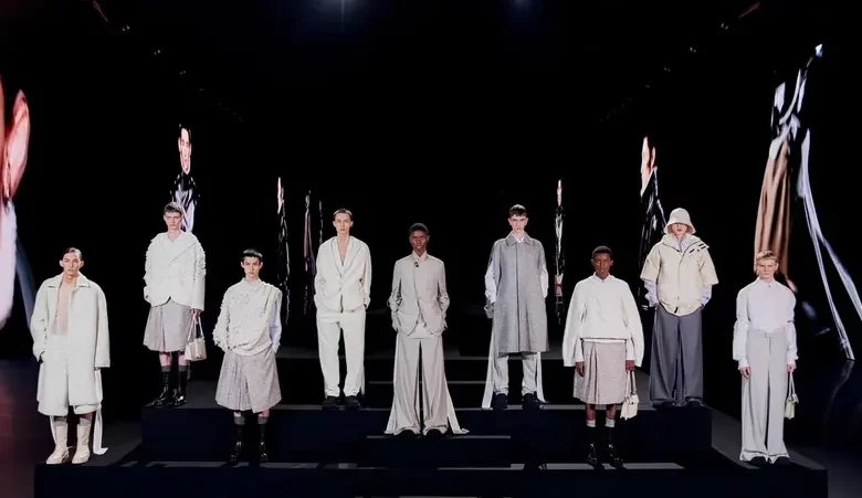 جانب من العروض