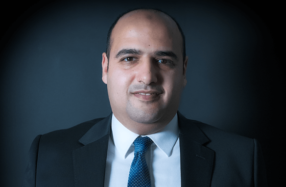 أحمد عبد الجواد مسئول قطاع الاندماج والاستحواذ بمكتب أدسيرو للمحاماة