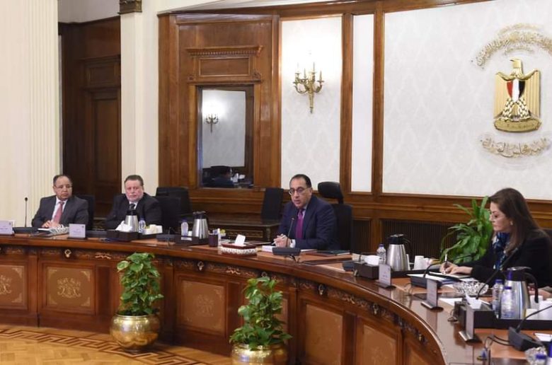 رئيس الوزراء يتابع خطوات تنفيذ خطة الطروحات الحكومية