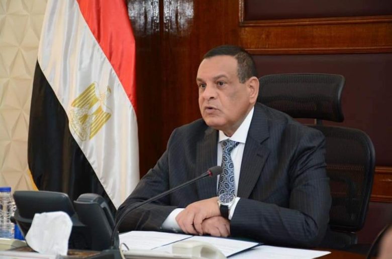 وزير التنمية المحلية 