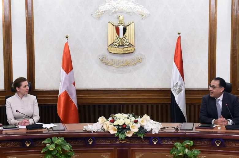 رئيس الوزراء: الهيدروجين الأخضر على قمة الأولويات ويمكن تعزيز التعاون به مع الدنمارك