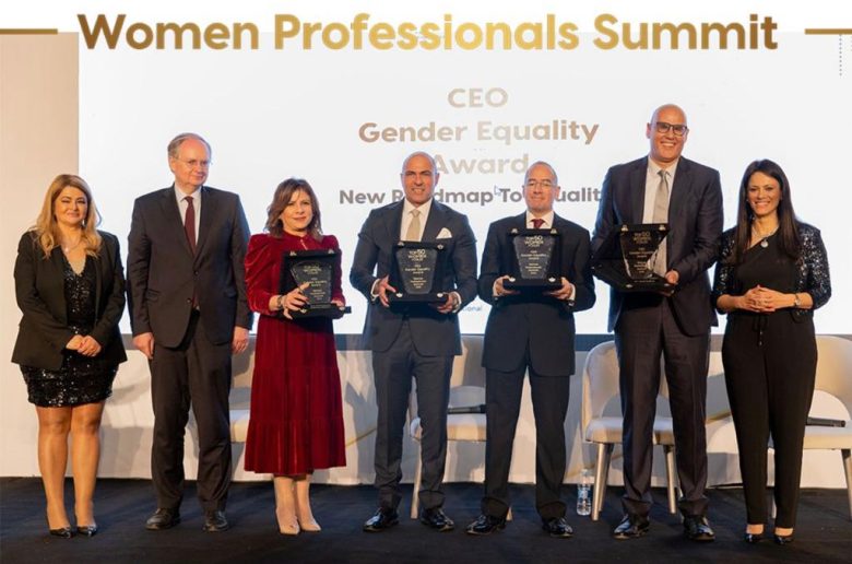 جانب من التكريم