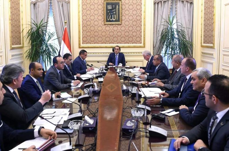 رئيس الوزراء يتابع تنفيذ المشروعات التنموية والخدمية بجنوب سيناء