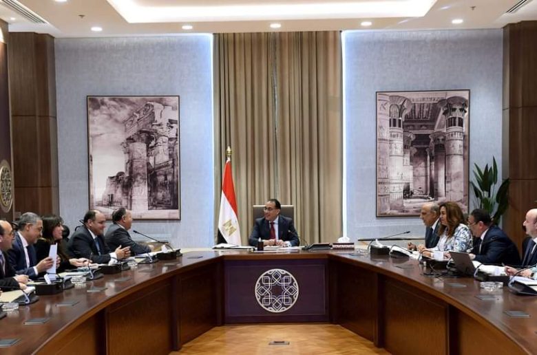 رئيس الوزراء يتابع جهود تطوير مدينة الأثاث بدمياط