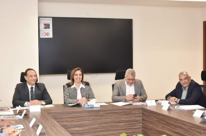 وزيرة الثقافة تجتمع بمجلس إدارة «القابضة للاستثمار في المجالات الثقافية والسينمائية»