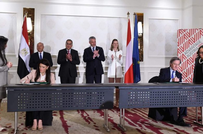 رئيس الوزراء ومستشار النمسا يشهدان توقيع خطاب نوايا لتعزيز التعاون الاقتصادي